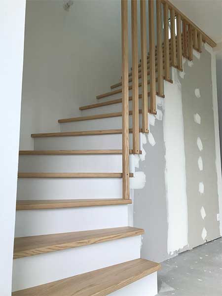Escalier à l'anglaise en bois