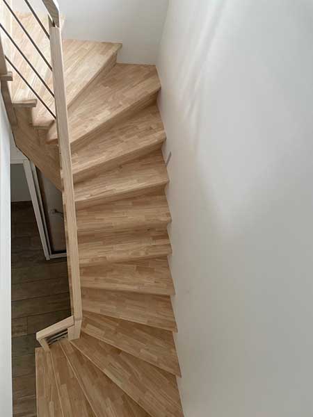Escalier à l'anglaise en bois