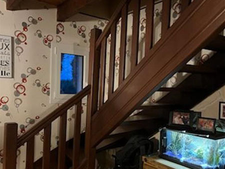 Escalier en bois avant les travaux