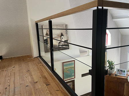 Escalier en bois après les travaux