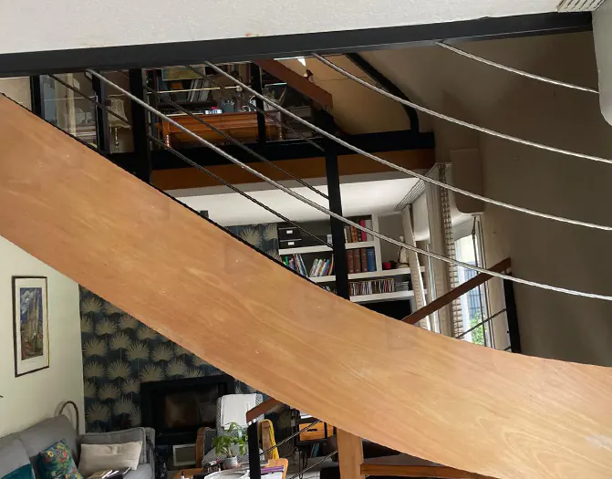 Ggarde-corps d'escalier après les travaux